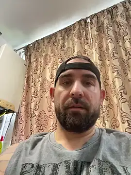 Snapshot of Shots_of_sperm chatting on 09.22.25 Shots of sperm online show from 09.22.25