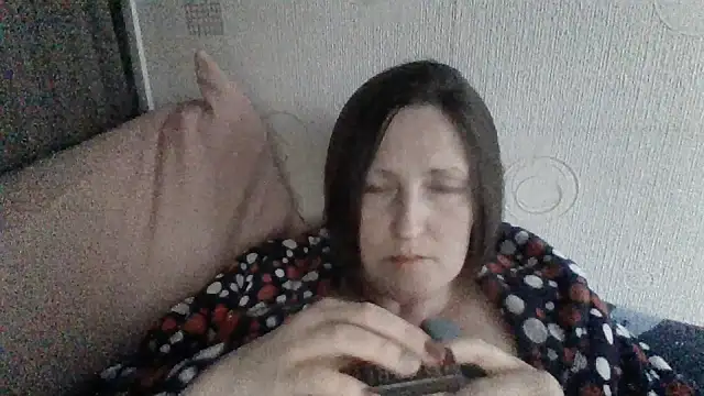 Snapshot of AllaSowinskaya chatting on 06.02.26 AllaSowinskaya online show from 06.02.26