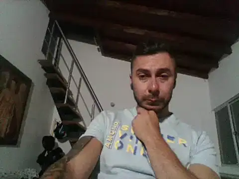 Snapshot of deibyzapata chatting on 11.01.25 deibyzapata online show from 11.01.25