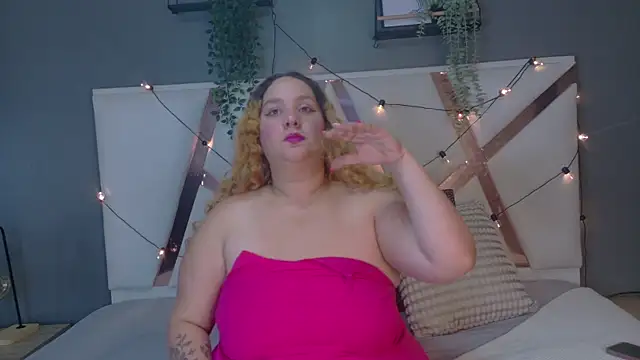 JenaCooper  online show from 04.01.26