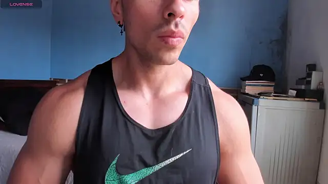 Snapshot of justinkarter chatting on 02.05.26 justinkarter online show from 02.05.26