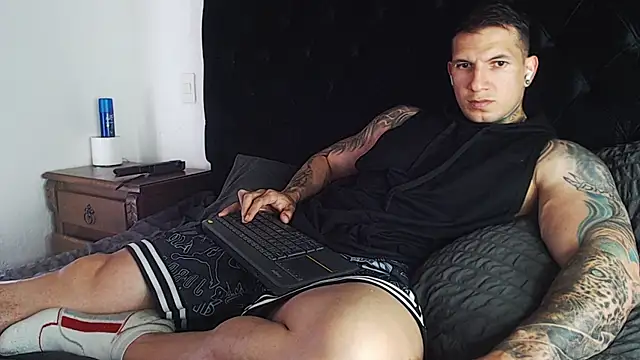 Shane Clay online show from 04.06.26