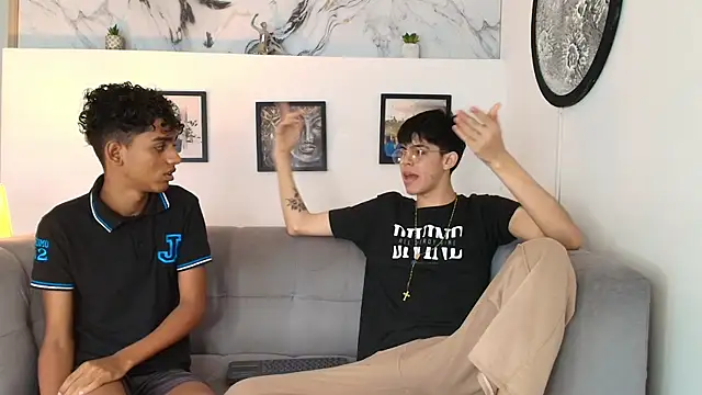 TWINKS FRIENDS online show from 04.18.26