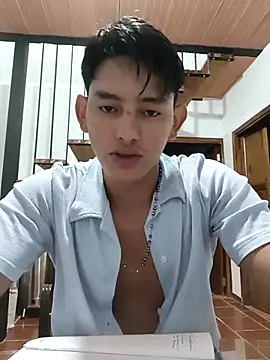 Snapshot of Hiroshi_Shen chatting on 10.24.25 Hiroshi Shen online show from 10.24.25