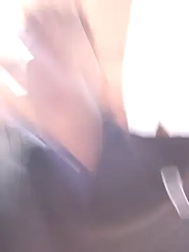 Snapshot of Hiroshi_Shen chatting on 11.16.25 Hiroshi Shen online show from 11.16.25