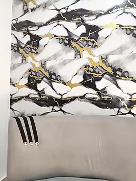 Snapshot of Hiroshi_Shen chatting on 12.18.25 Hiroshi Shen online show from 12.18.25