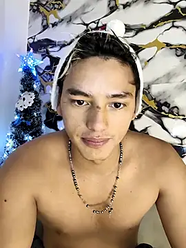 Snapshot of Hiroshi_Shen chatting on 12.21.25 Hiroshi Shen online show from 12.21.25