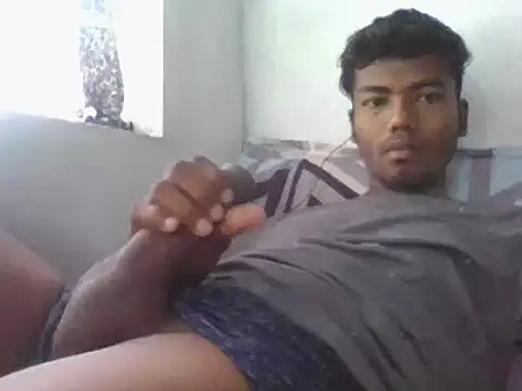 Snapshot of young_dickkk chatting on 11.23.25 young dickkk online show from 11.23.25