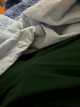 girlslvrs online show from 01.16.26