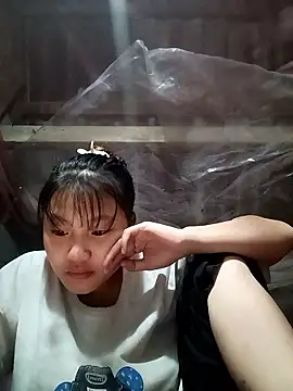 Snapshot of memeto_sexy chatting on 09.17.25 memeto sexy online show from 09.17.25