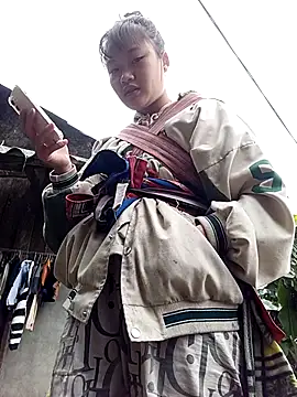 Snapshot of memeto_sexy chatting on 11.19.25 memeto sexy online show from 11.19.25