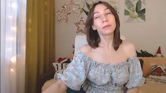 GoodGlamorGirl online show from 01.07.25