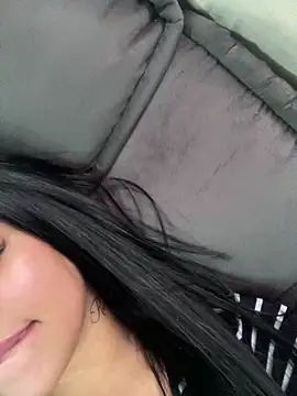 Snapshot of jujuarantes__2025 chatting on 11.05.25 jujuarantes 2025 online show from 11.05.25