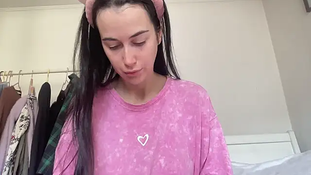 Snapshot of Talyo19 chatting on 09.20.25 Talyo19 online show from 09.20.25