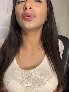 chicachocolate01 online show from 09.29.25