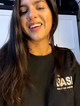 chicachocolate01 online show from 10.24.25