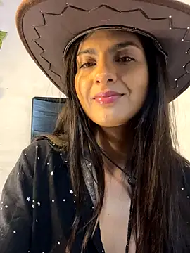 chicachocolate01 online show from 10.30.25