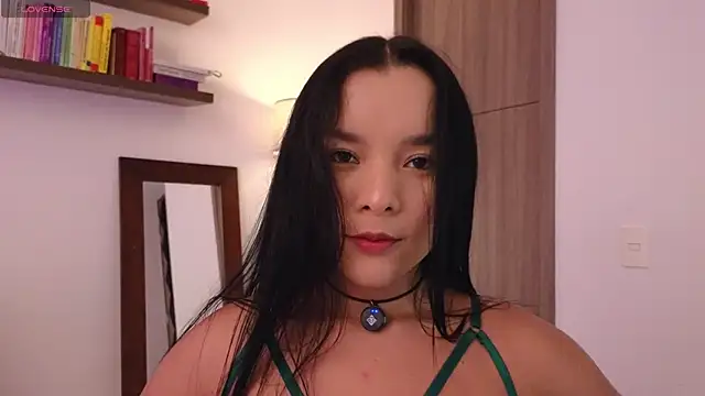 Evelyn  16 online show from 10.01.25