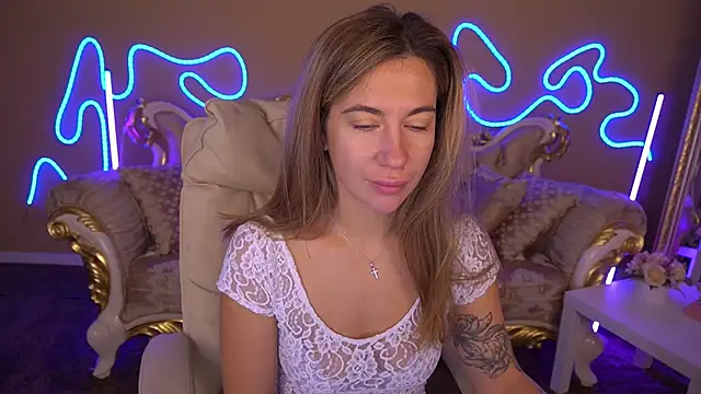 KateShanny online show from 10.13.25