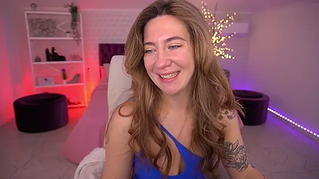 Snapshot of KateShanny chatting on 05.03.26 KateShanny online show from 05.03.26