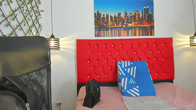 carolinacrus01 online show from 09.20.25