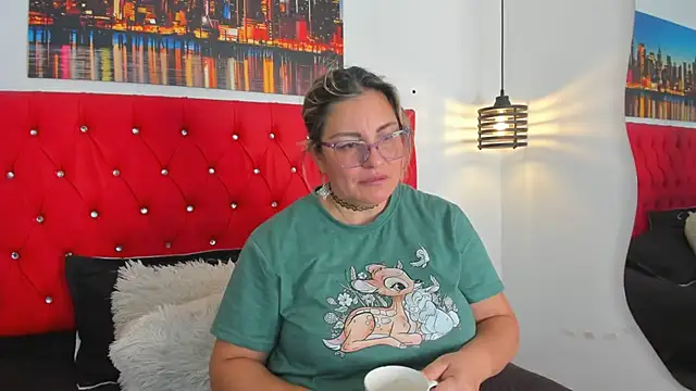 carolinacrus01 online show from 02.09.26