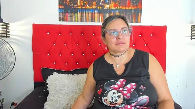 carolinacrus01 online show from 03.17.26