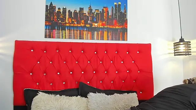 carolinacrus01 online show from 03.18.26