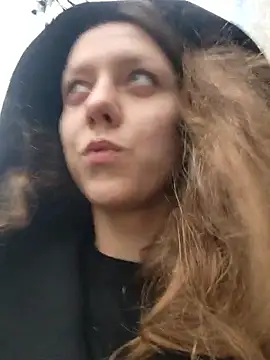 Snapshot of Eveline_Beauty_Kitty chatting on 02.05.26 Eveline Beauty Kitty online show from 02.05.26