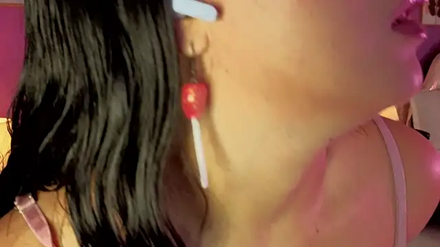 LiLLiAnderson online show from 09.15.25