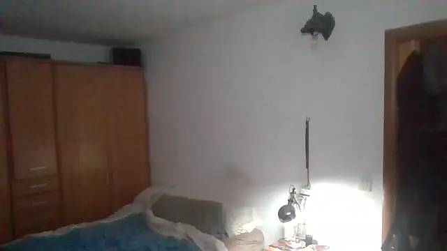 Snapshot of Zk1980 chatting on 10.29.25 Zk1980 online show from 10.29.25