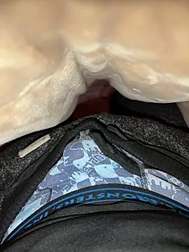 Snapshot of rrrrrriyyffhyeeee chatting on 02.25.26 rrrrrriyyffhyeeee online show from 02.25.26