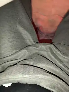 Snapshot of rrrrrriyyffhyeeee chatting on 03.22.26 rrrrrriyyffhyeeee online show from 03.22.26