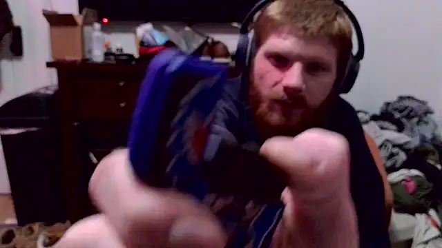 Snapshot of Magnetic127 chatting on 11.29.25 Magnetic127 online show from 11.29.25