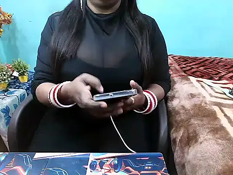 PREETI BABY online show from 11.20.25