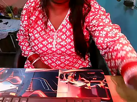 Snapshot of PREETI_BABY chatting on 07.08.26 PREETI BABY online show from 07.08.26