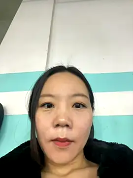 Snapshot of xinmeng-000 chatting on 11.05.25 xinmeng-000 online show from 11.05.25