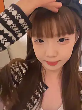 D-033 online show from 11.22.25