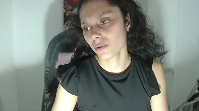 Snapshot of Lily_Jone7 chatting on 10.02.25 Lily Jone7 online show from 10.02.25