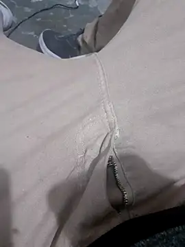 Lunaty00 online show from 11.17.25