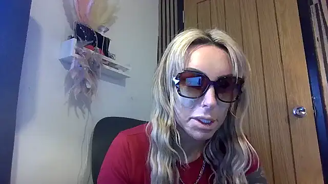 poppyinga1 online show from 02.20.26