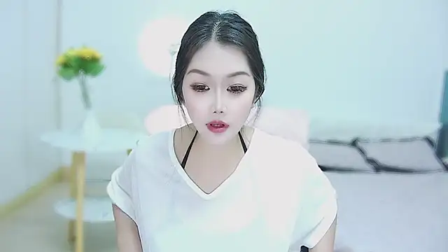 Snapshot of Haixi chatting on 05.19.26 Haixi online show from 05.19.26