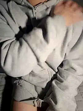 111owo111 online show from 09.17.25