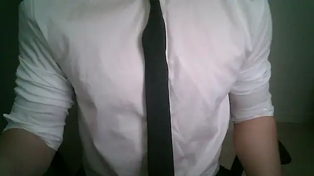 111owo111 online show from 04.20.26