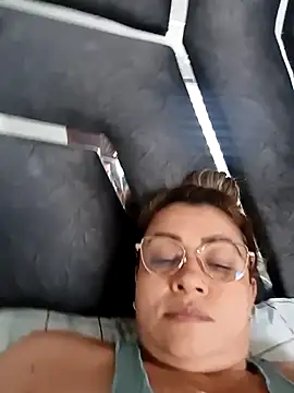 Snapshot of Asuna_yuuky chatting on 10.18.25 Asuna yuuky online show from 10.18.25