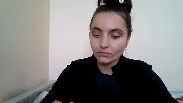 Snapshot of DInaraXRose chatting on 09.13.25 DInaraXRose online show from 09.13.25