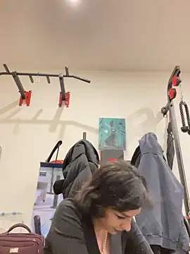 Piggiteablacktea online show from 11.19.25