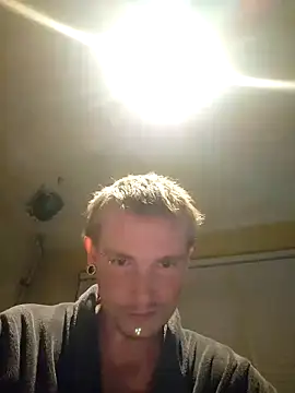 piercingpik online show from 09.30.25