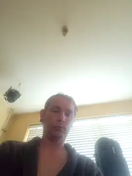 piercingpik online show from 04.19.26