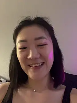 AikoYamada online show from 10.28.25